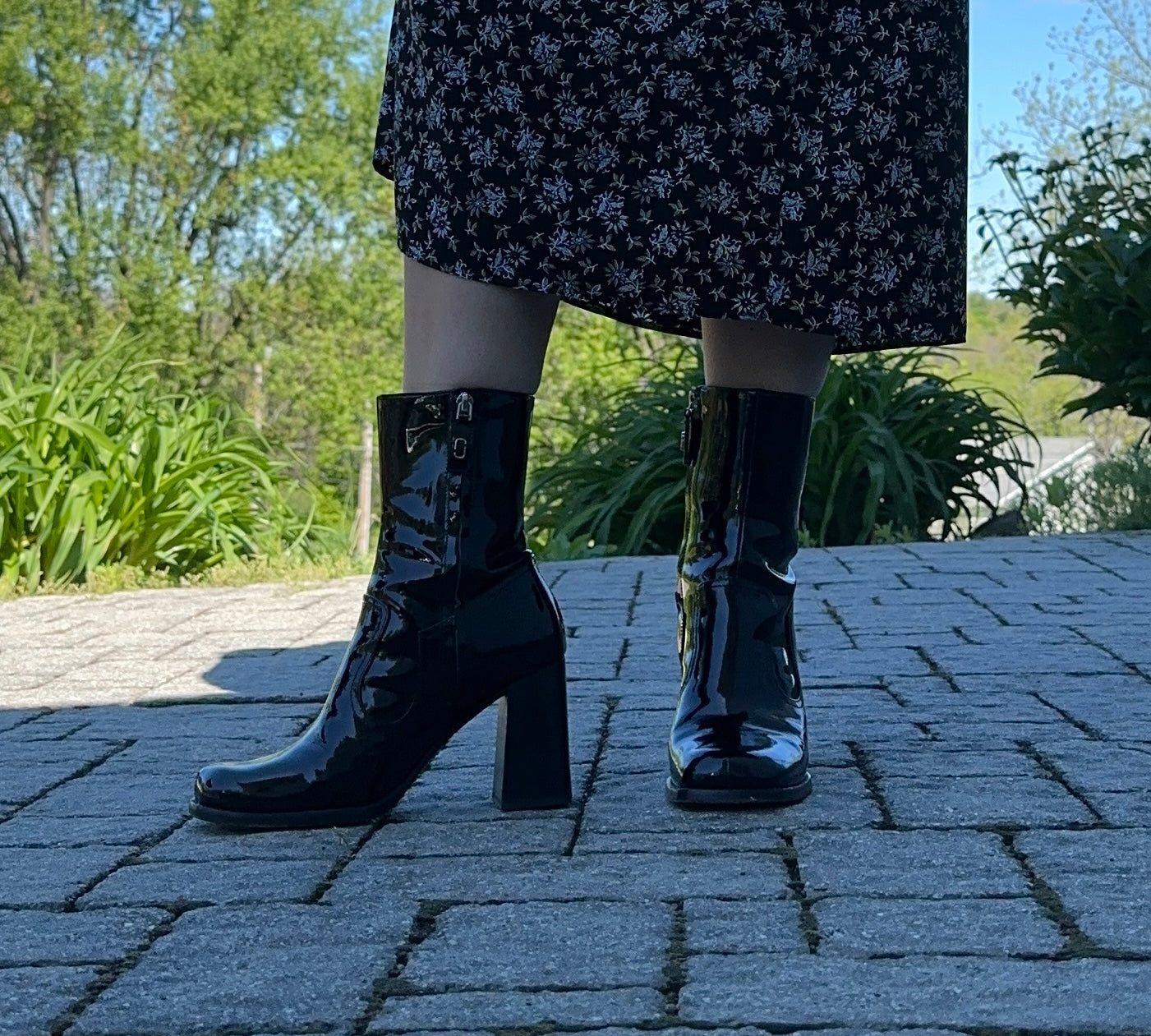Marc Jacobs Patent Leather Booties SZ 8 - 8.5