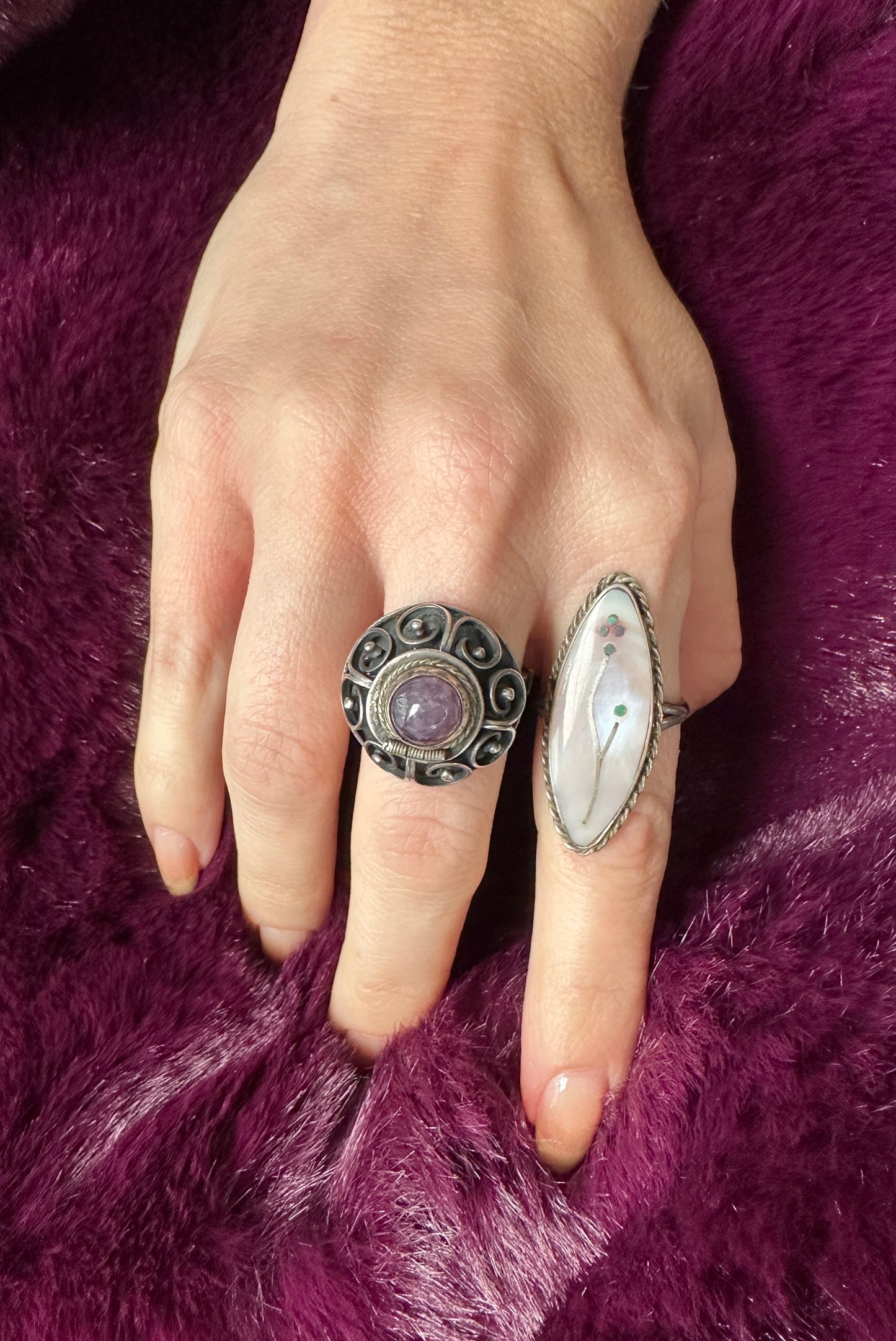 Mother of Pearl Silver Ring SZ 7.75