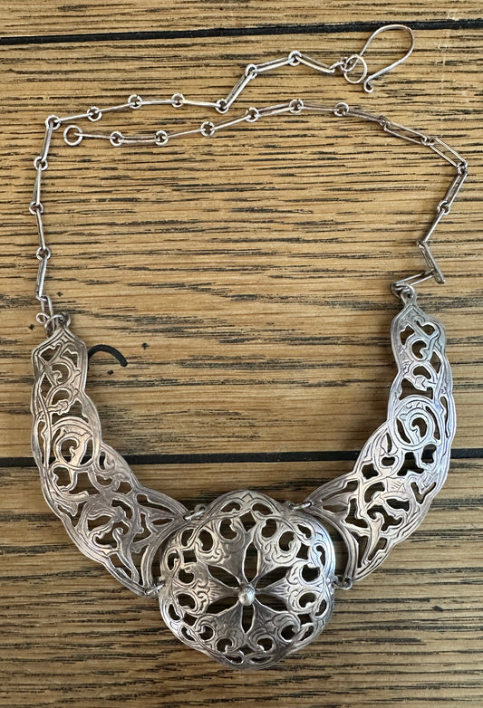 Witch Of The Woods Silver Collar Necklace