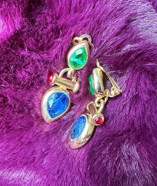 Vintage Clip On Earrings
