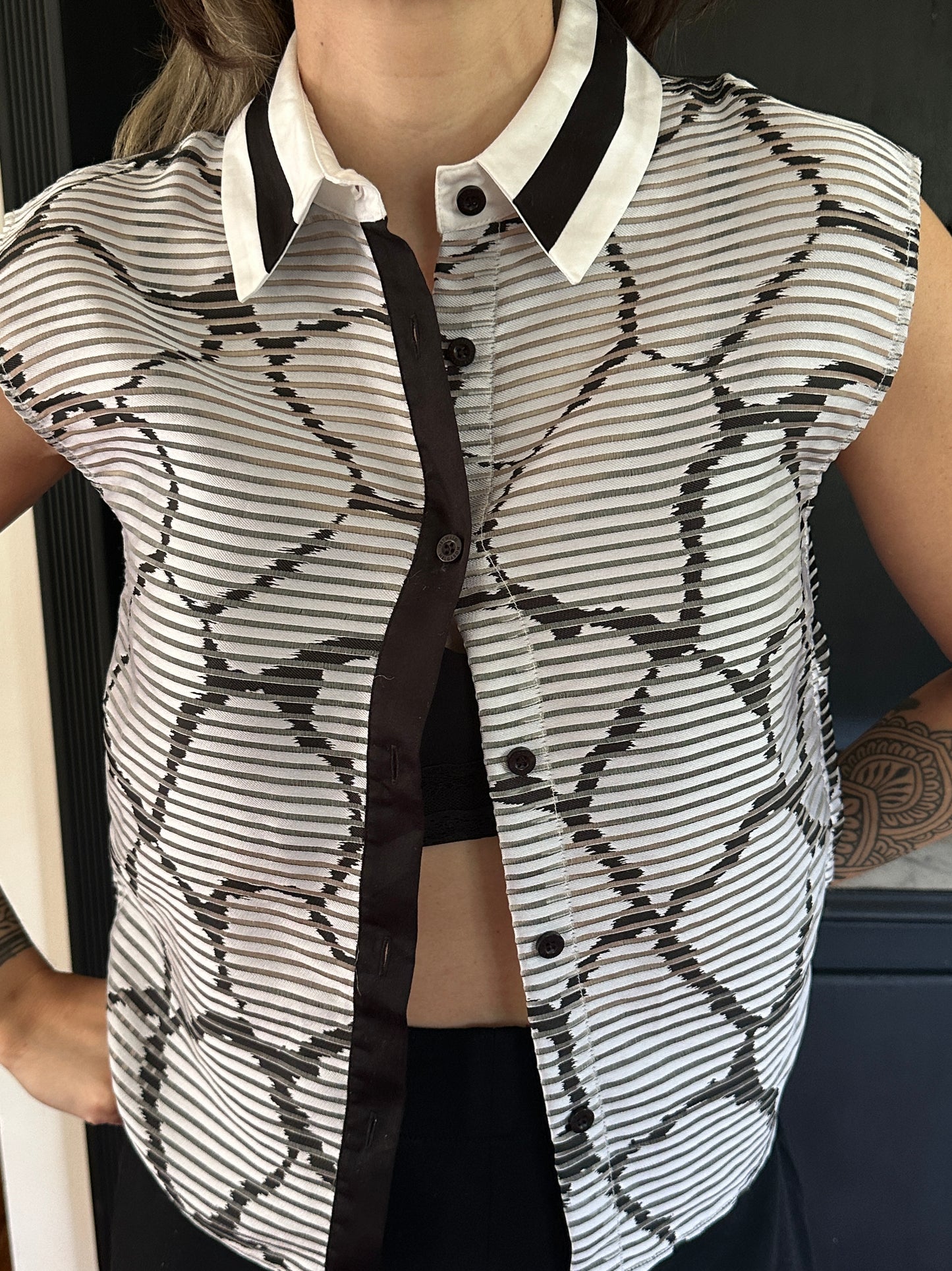 Ostwald Helgason Sheer Silk Button Down SZ 2