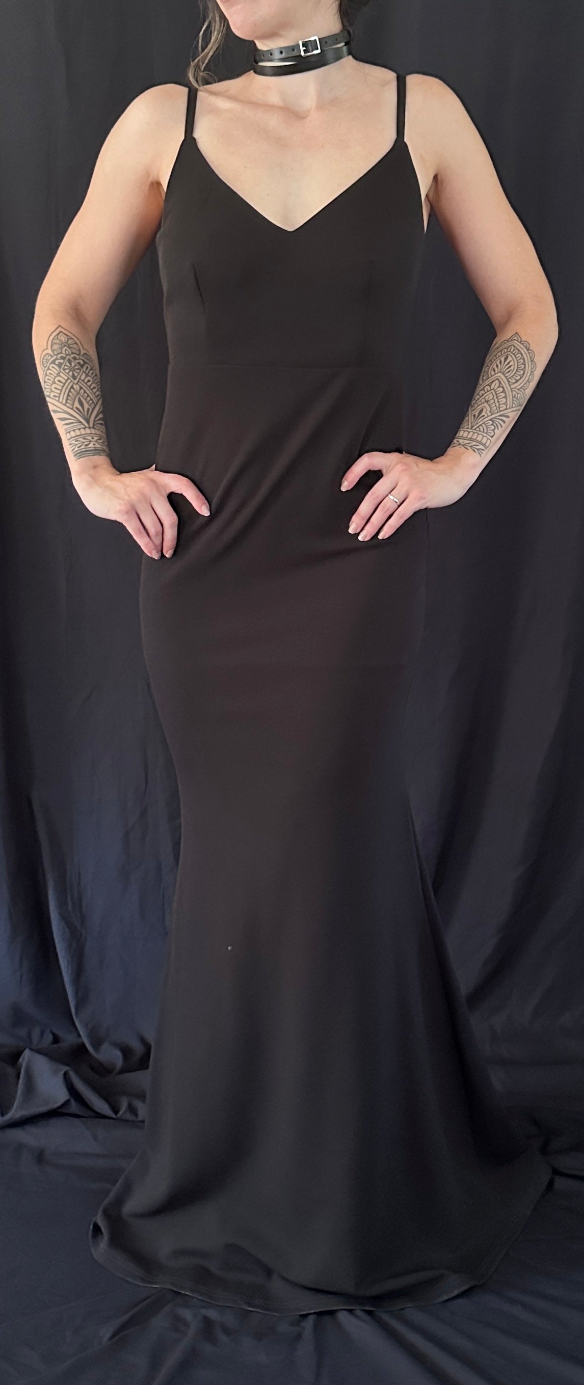 Morticia Fitted Secondhand Black Dress
