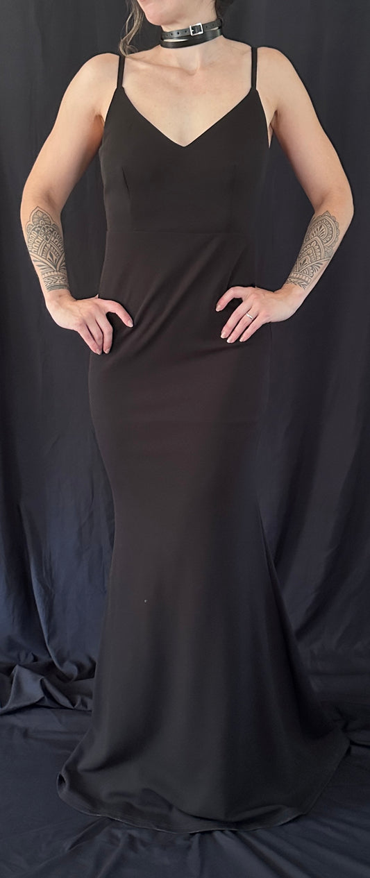 Morticia Fitted Secondhand Black Dress