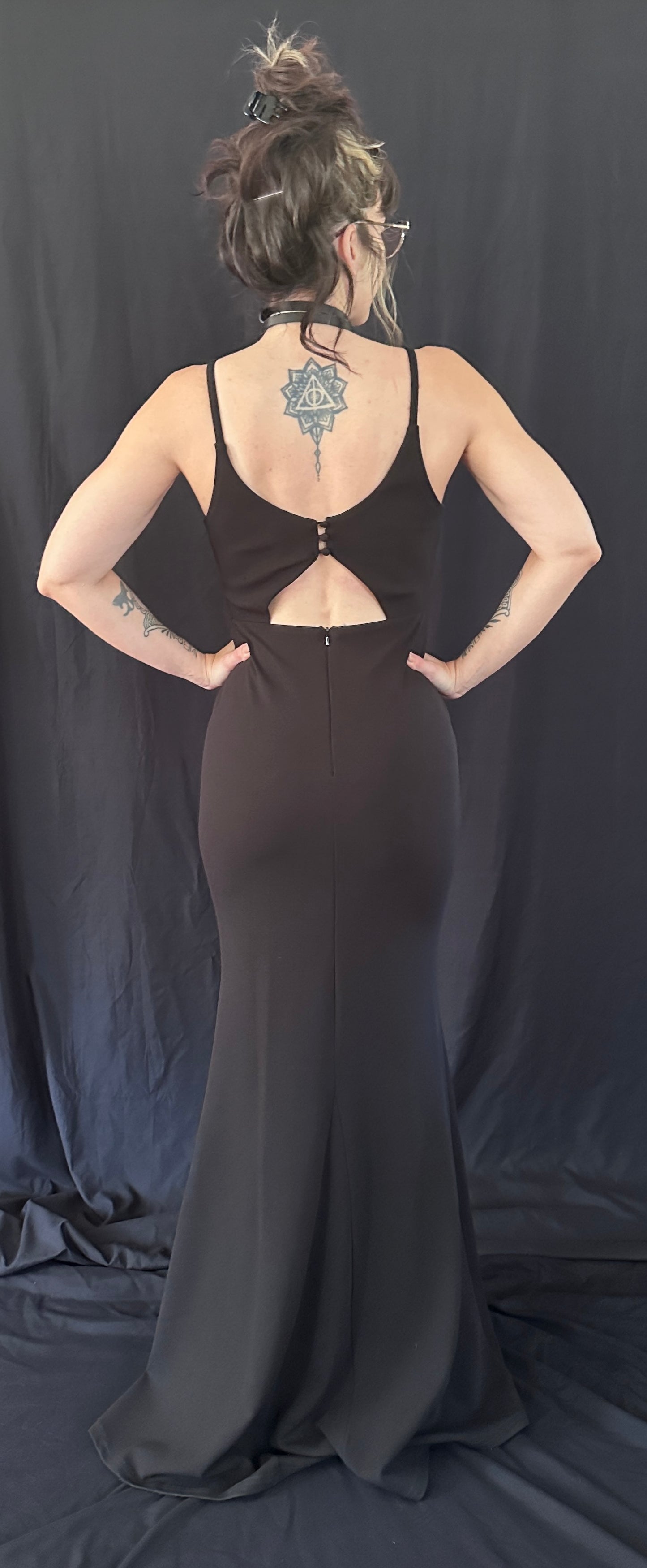 Morticia Fitted Secondhand Black Dress