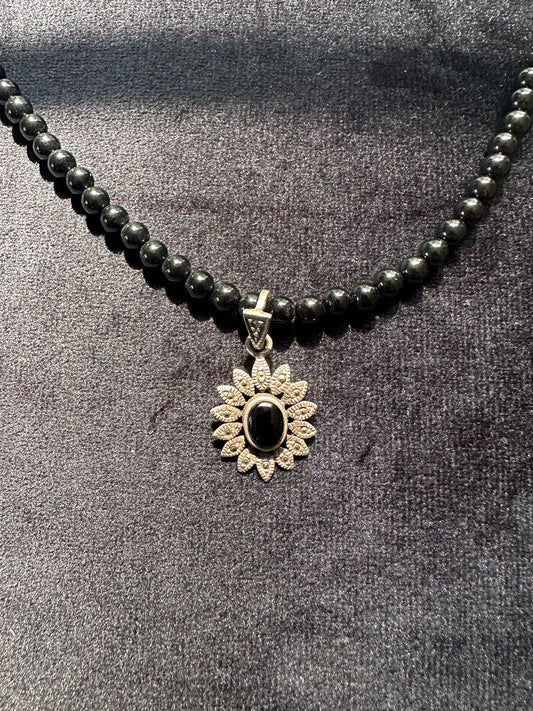 Vintage 90s Beaded Necklace