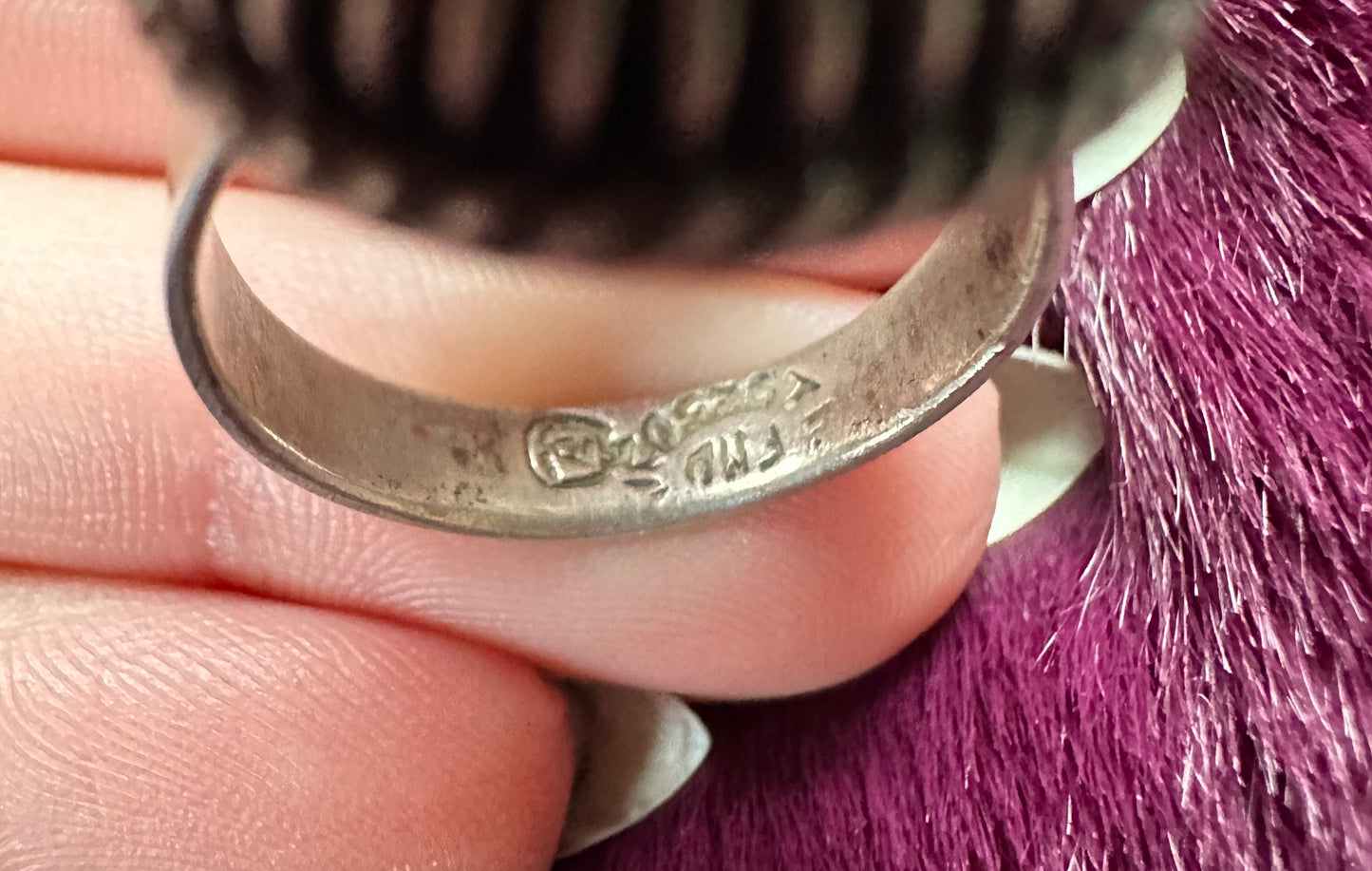 Silver & Amethyst Poison/Snuff Ring - Adjustable