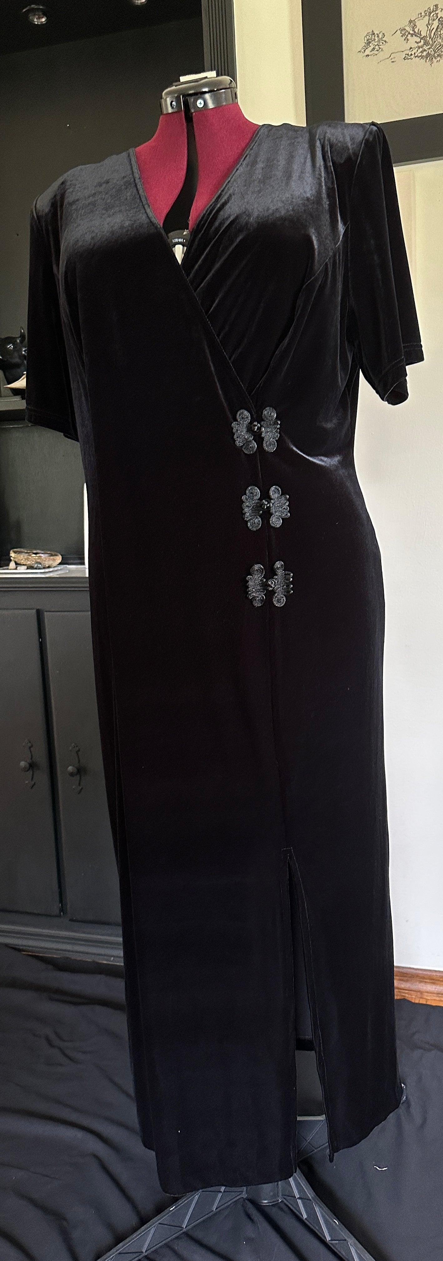 Retro Vintage Velvet Wrap Dress SZ 20