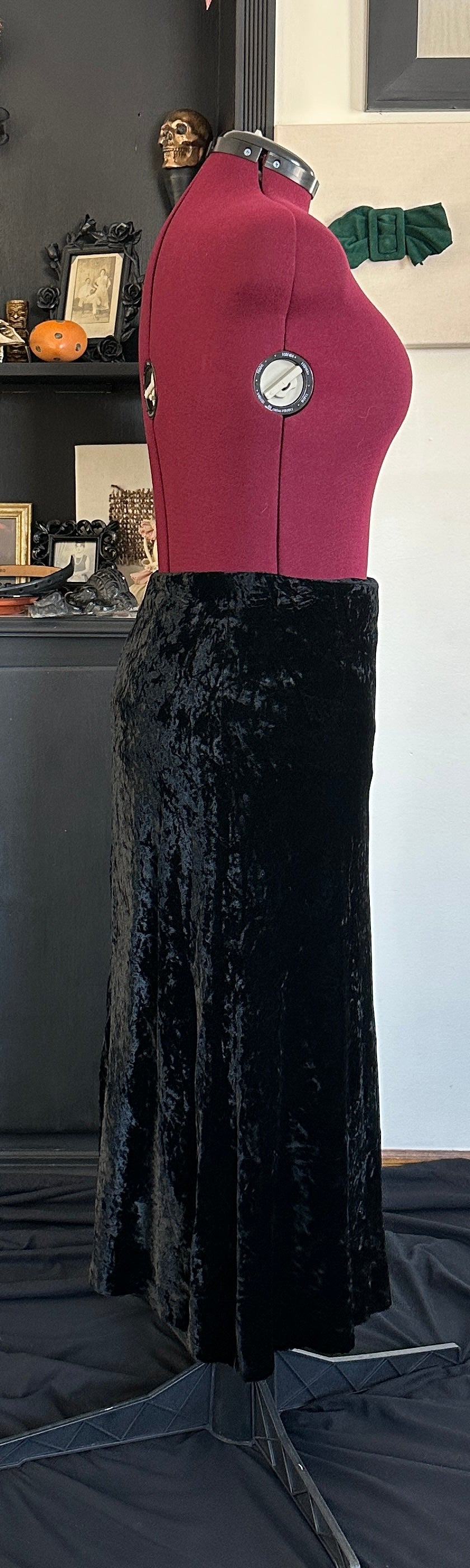 Velvet Buttoned Skirt SZ 10 -12