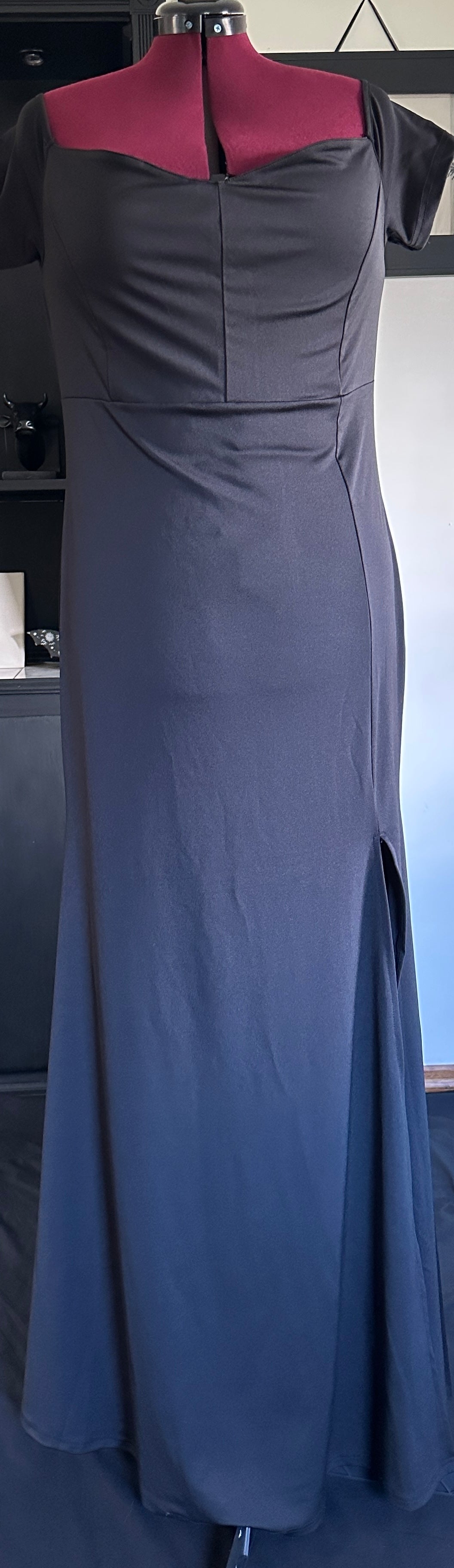 Goth Vixen Off-The-Shoulder Gown XXL