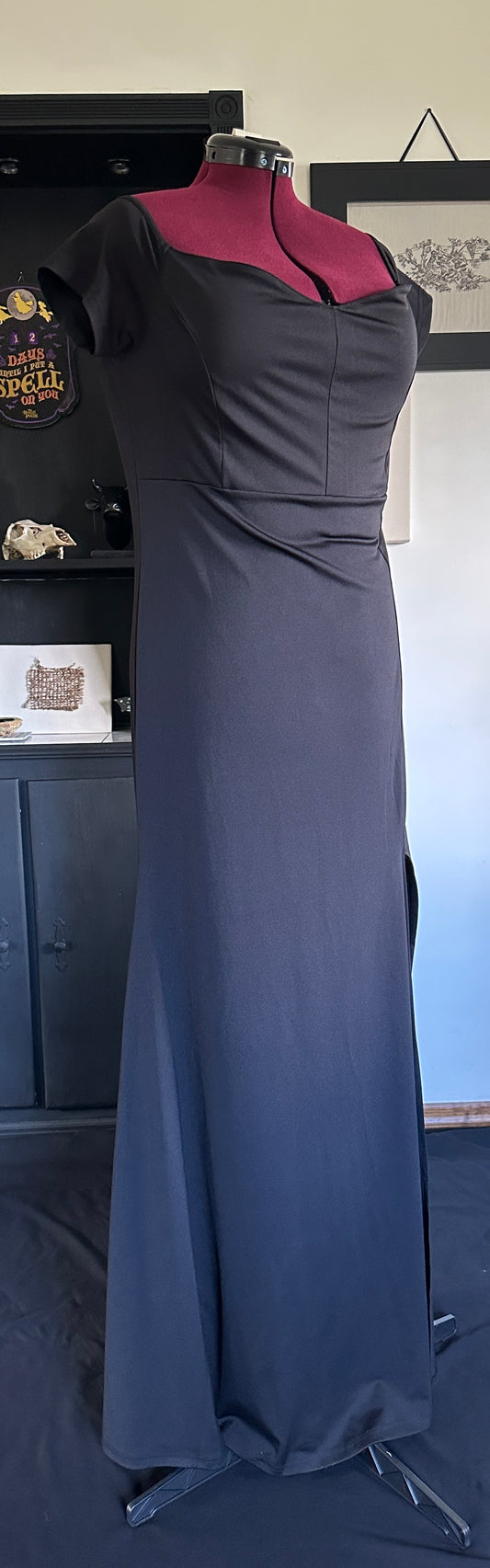Goth Vixen Off-The-Shoulder Gown XXL