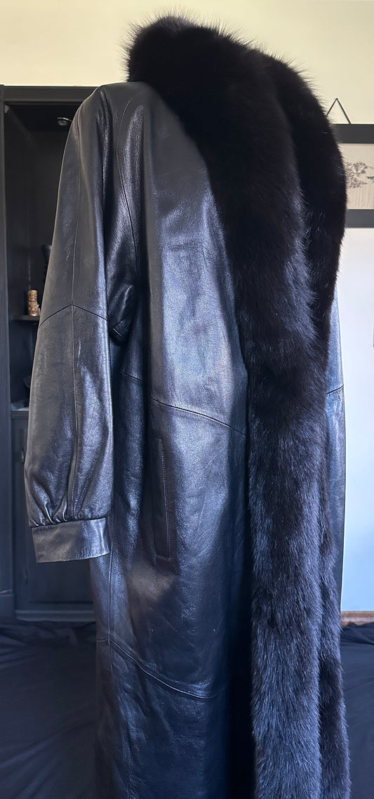 Vintage Leather & Fox Fur Coat XL
