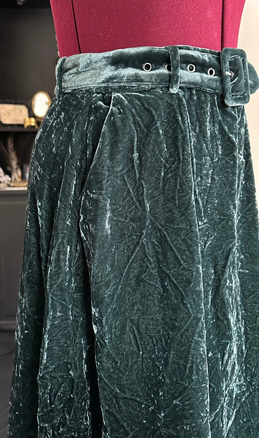 Mod Cloth Velvet Skirt L