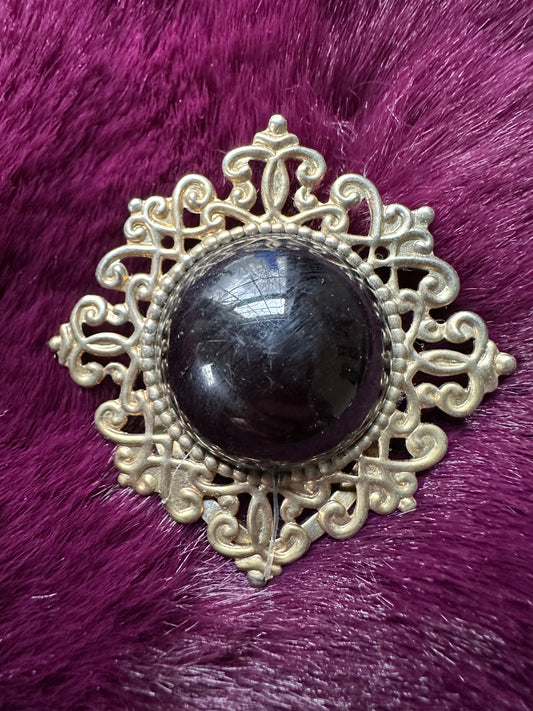 Vintage Romantic Goth Collar Clip