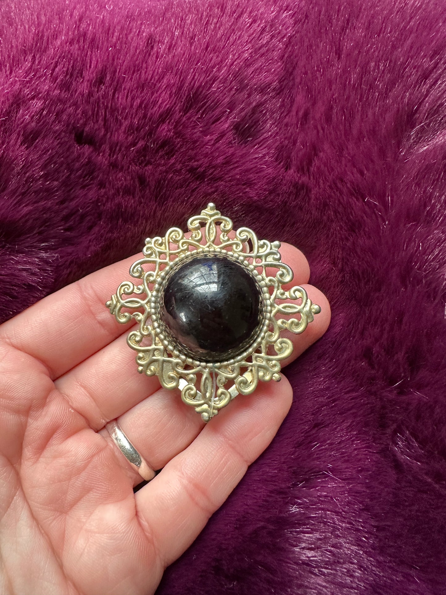 Vintage Romantic Goth Collar Clip