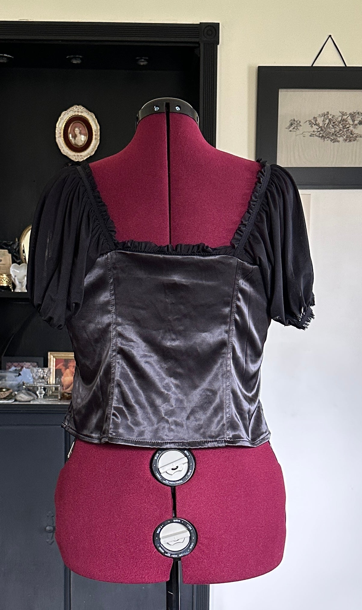 Unique Vintage Milkmaid Top XL