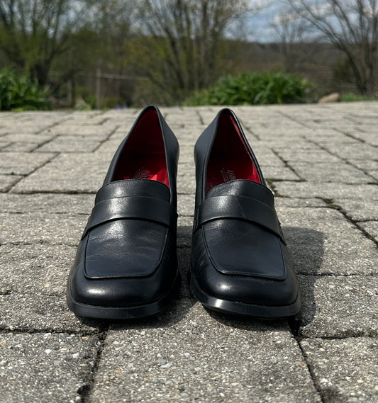 Vintage Leather Heeled Loafer SZ 8.5