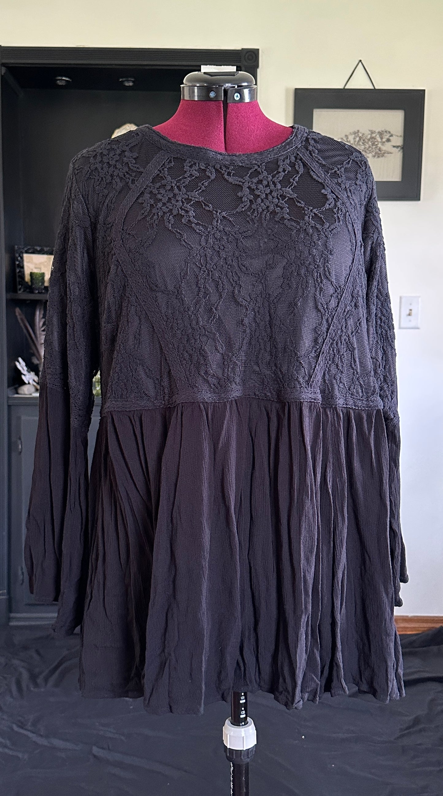 Lace Romantic Goth Top 3X