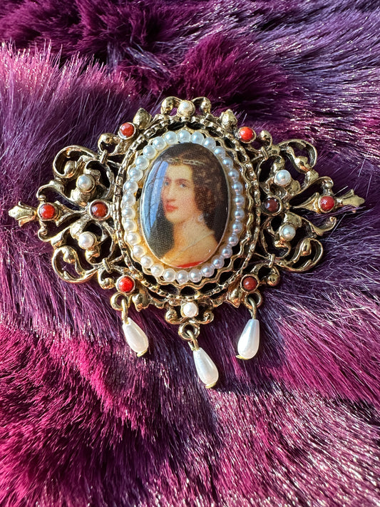 Arthur Pepper Portrait Cameo Pin