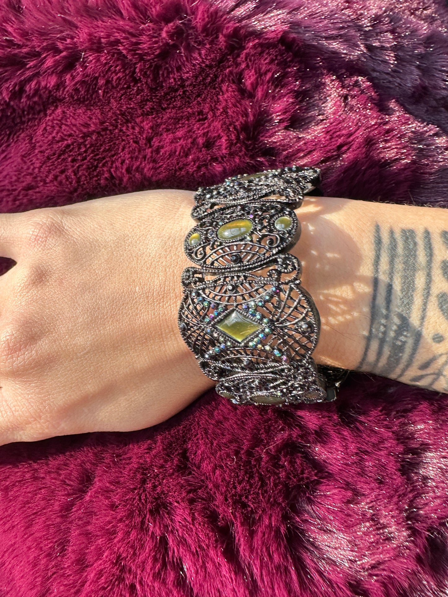 Victorian Lace Stretch Bracelet