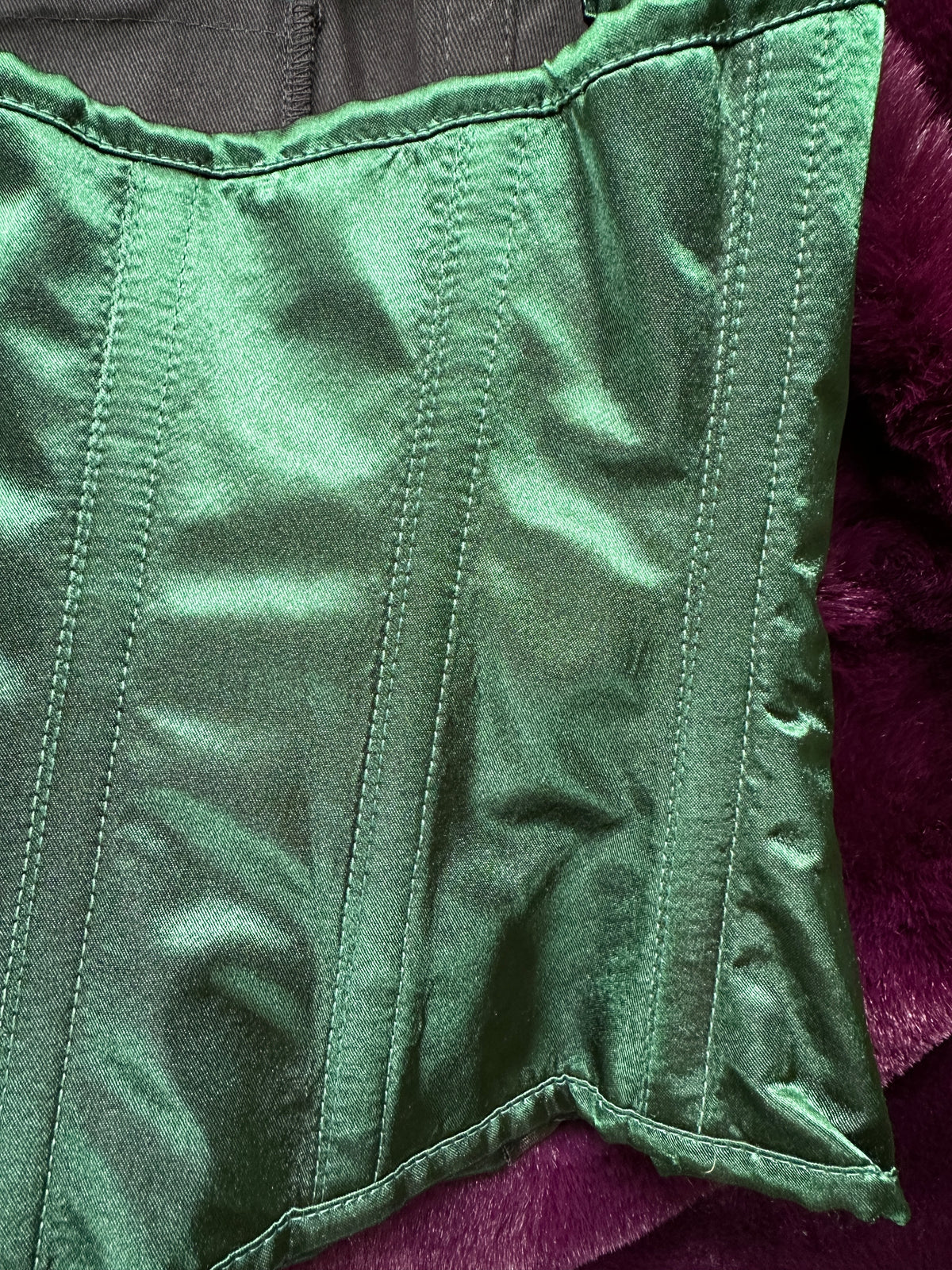 Goth Under Bust Corset 32”