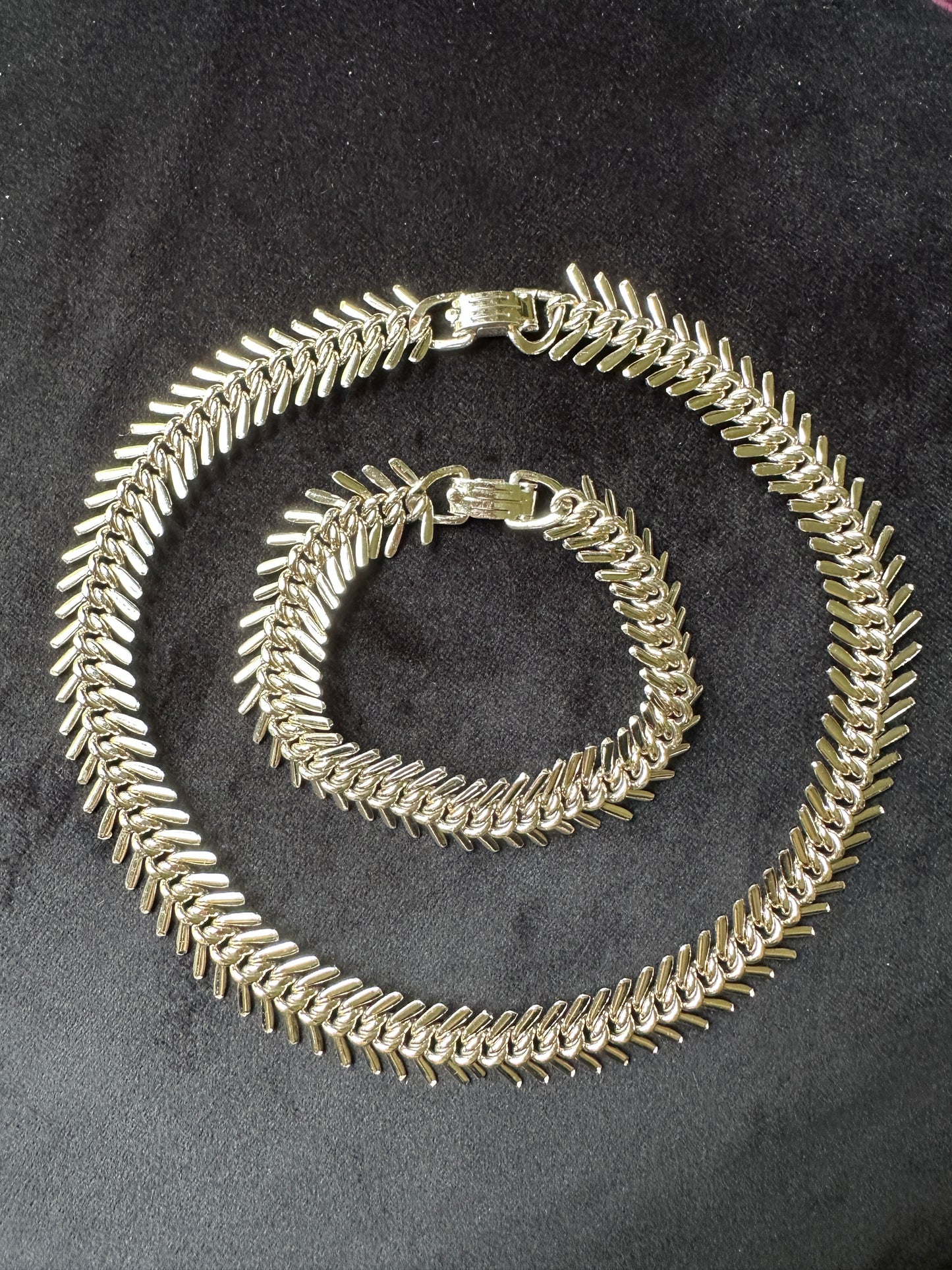 Vintage Herringbone Necklace & Bracelet Set
