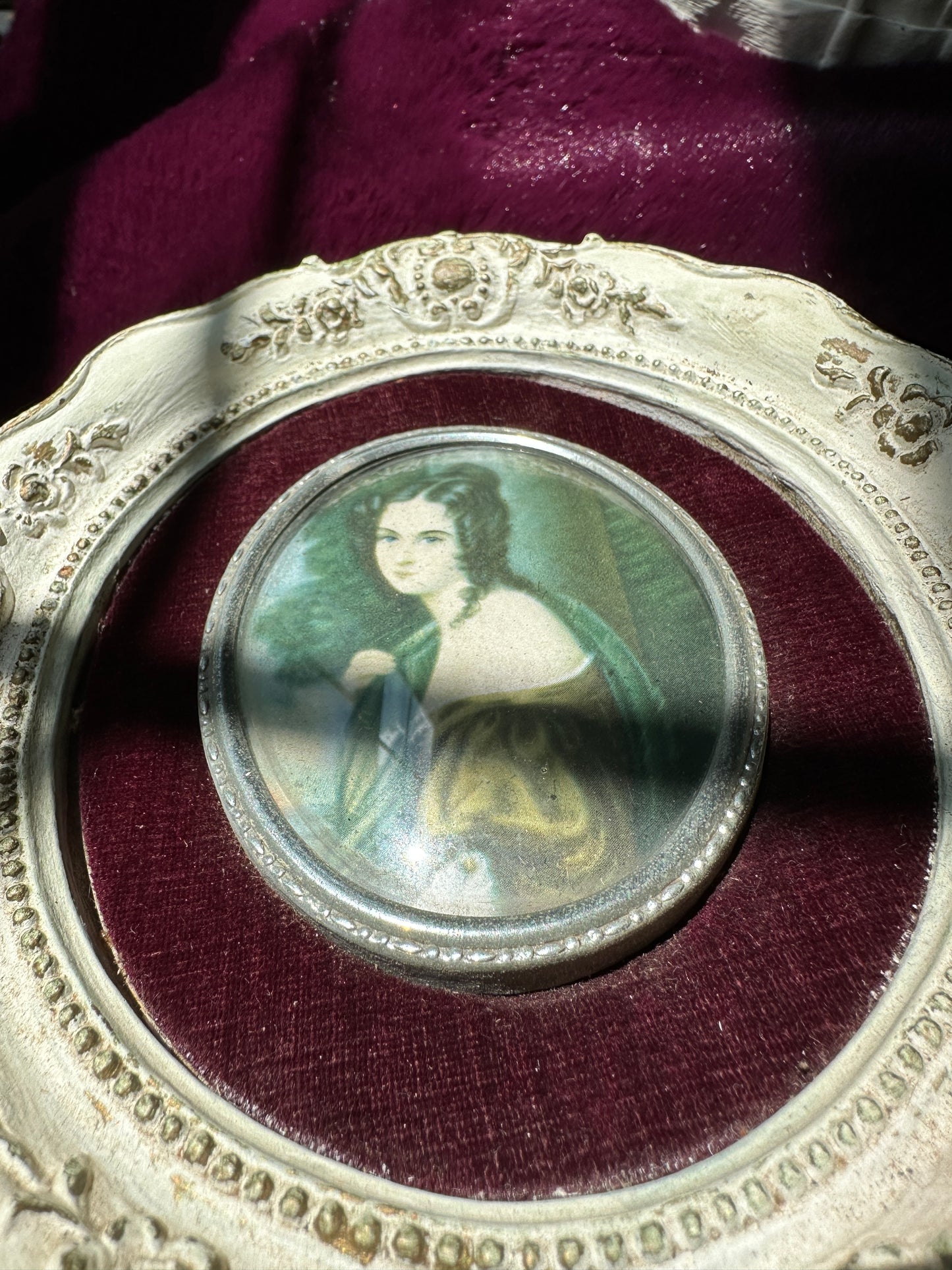 Vintage Victorian Revival Wall Plaques