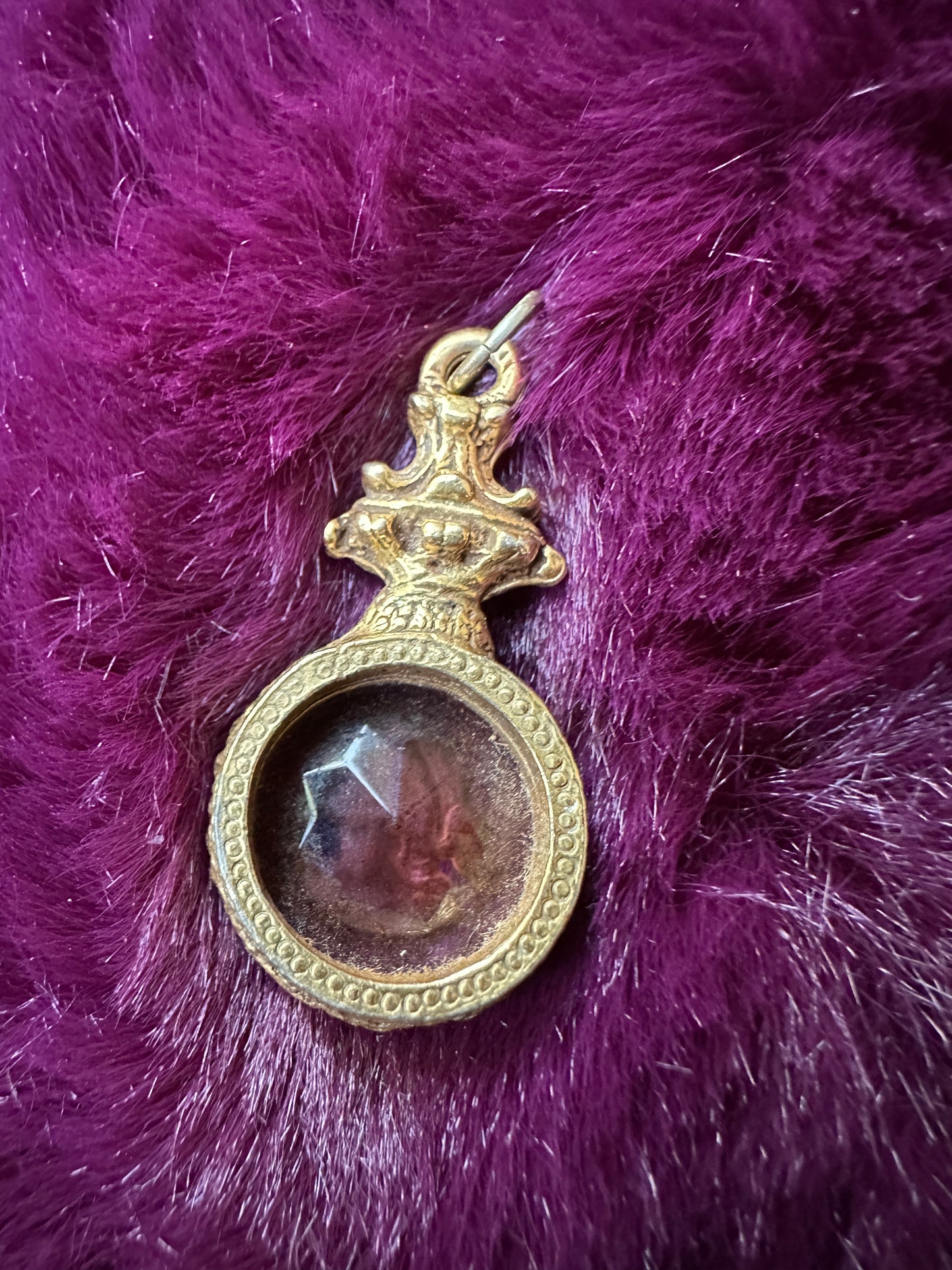 Goldette Intaglio Pendant