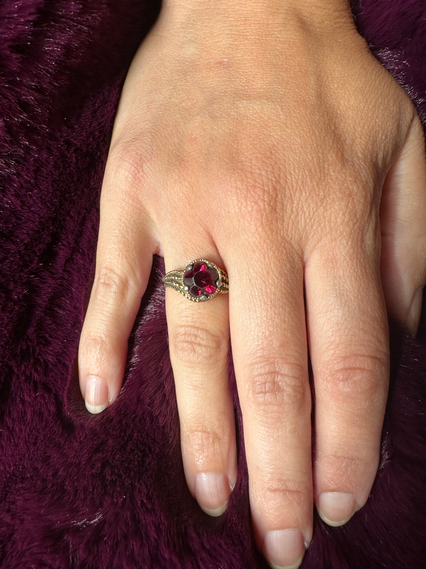 Vintage Avon Ruby Ring SZ 5.25