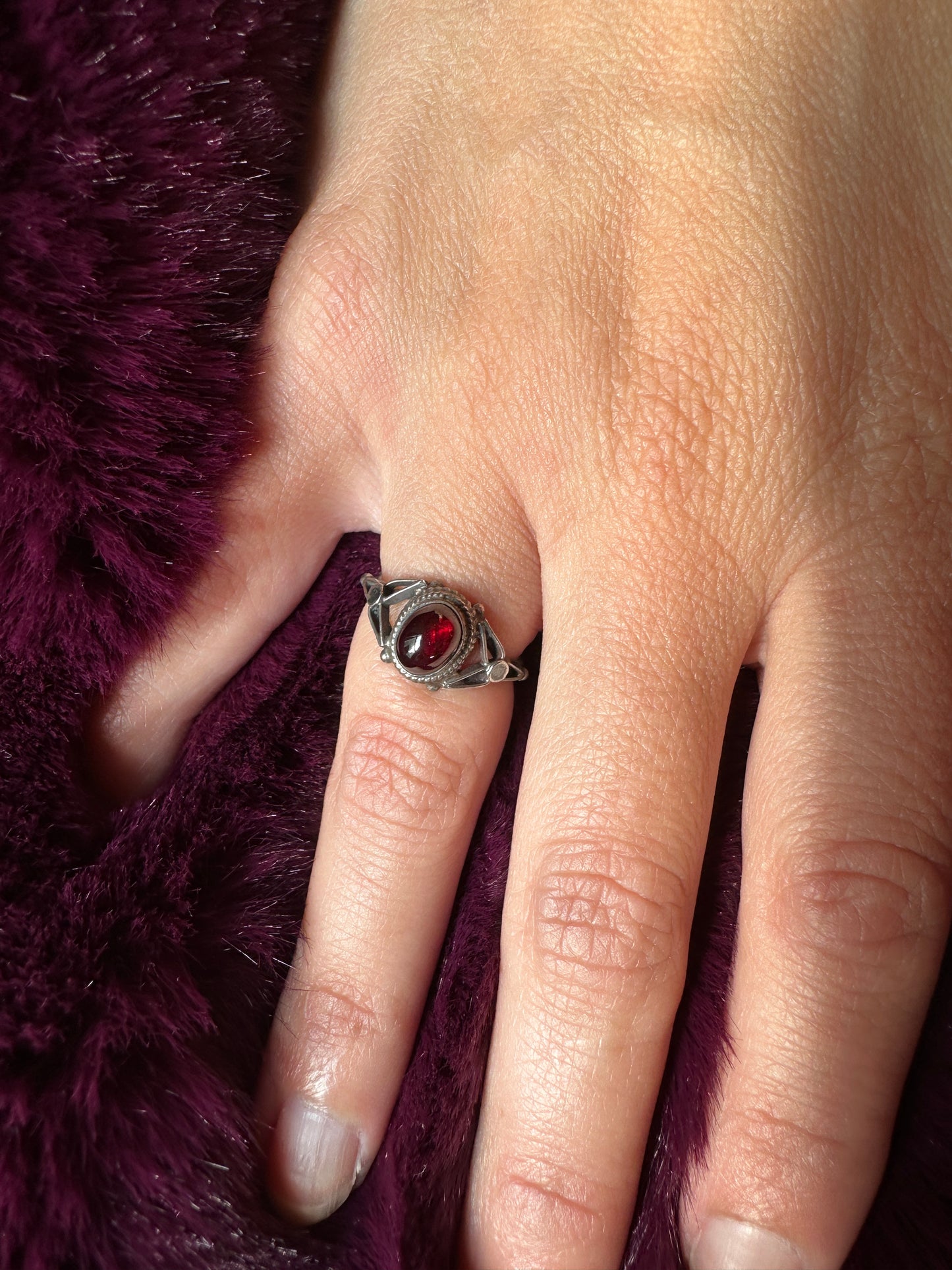 Garnet Deco Ring SZ 5