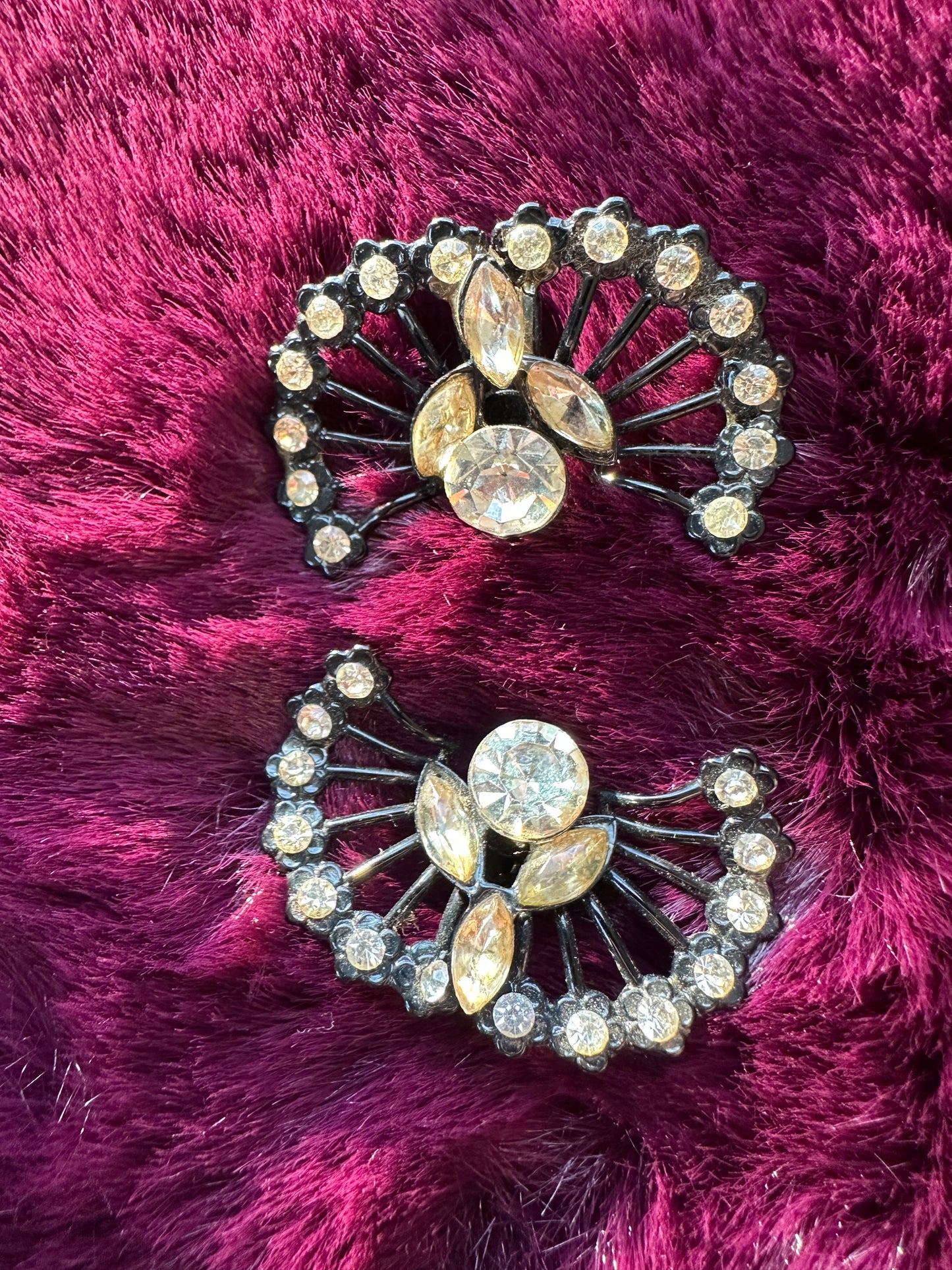 Vintage Collar/Lapel Clips