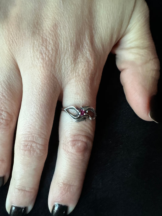 Silver & Ruby Ring SZ 6.75