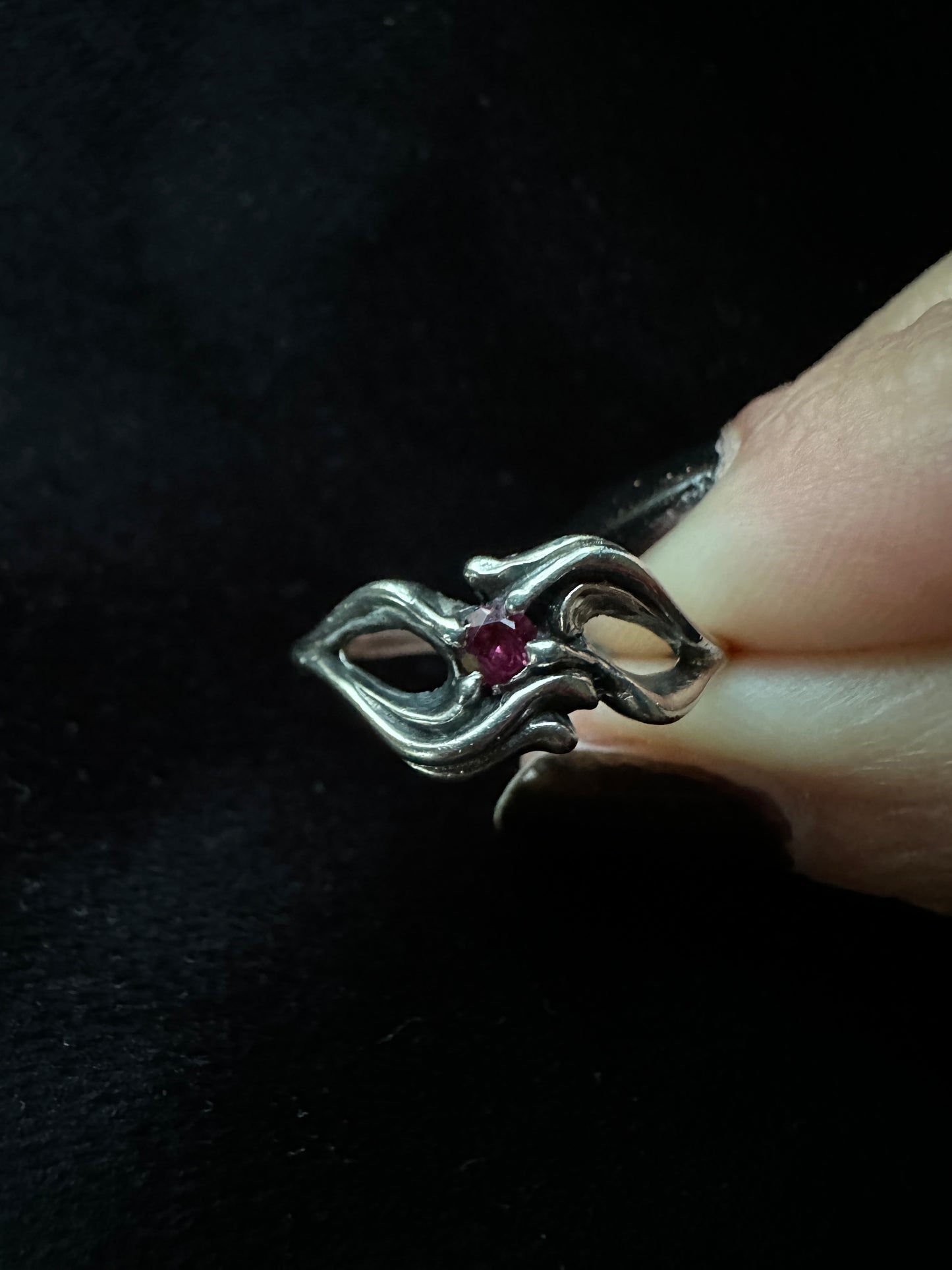 Silver & Ruby Ring SZ 6.75