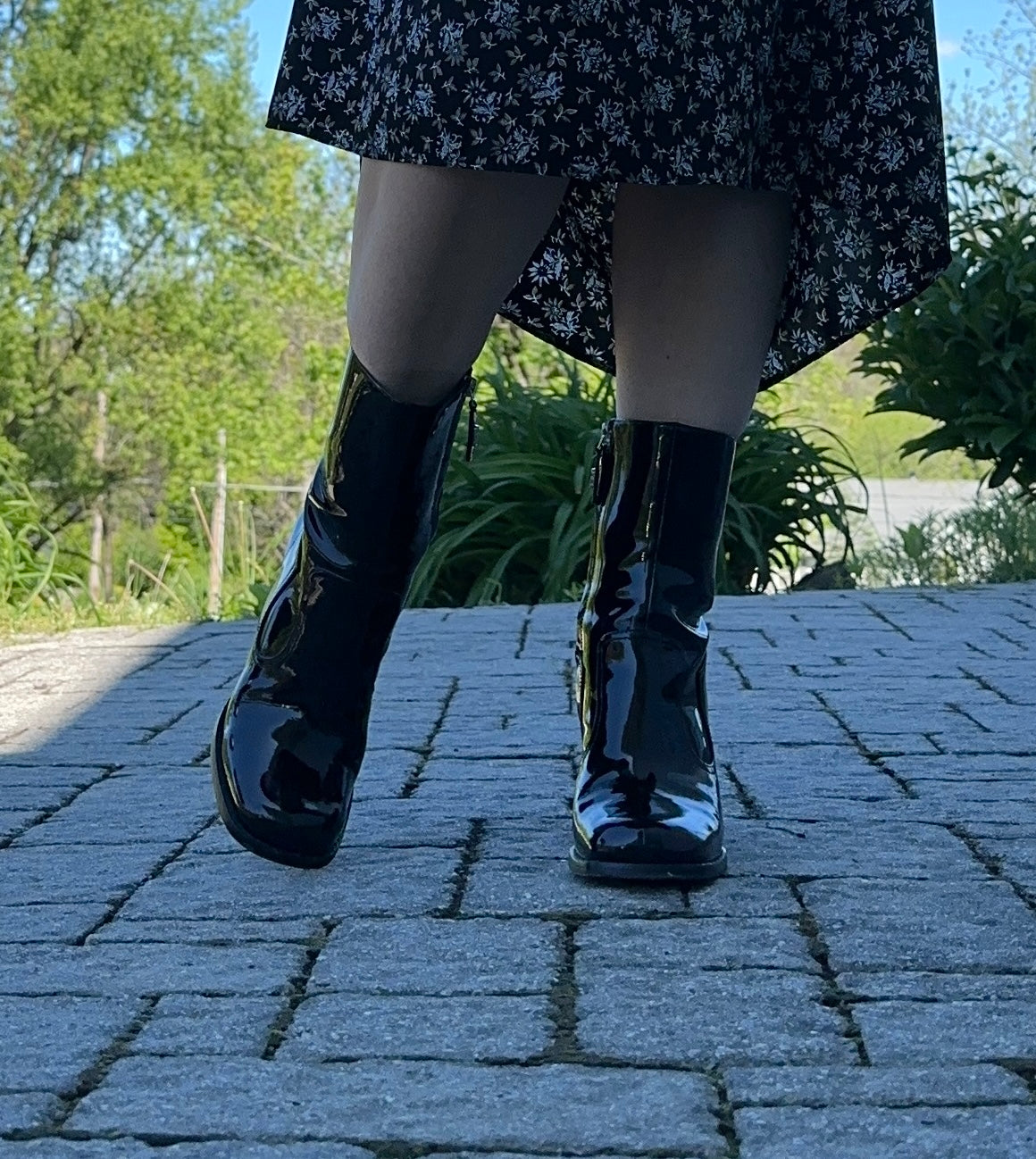 Marc Jacobs Patent Leather Booties SZ 8 - 8.5