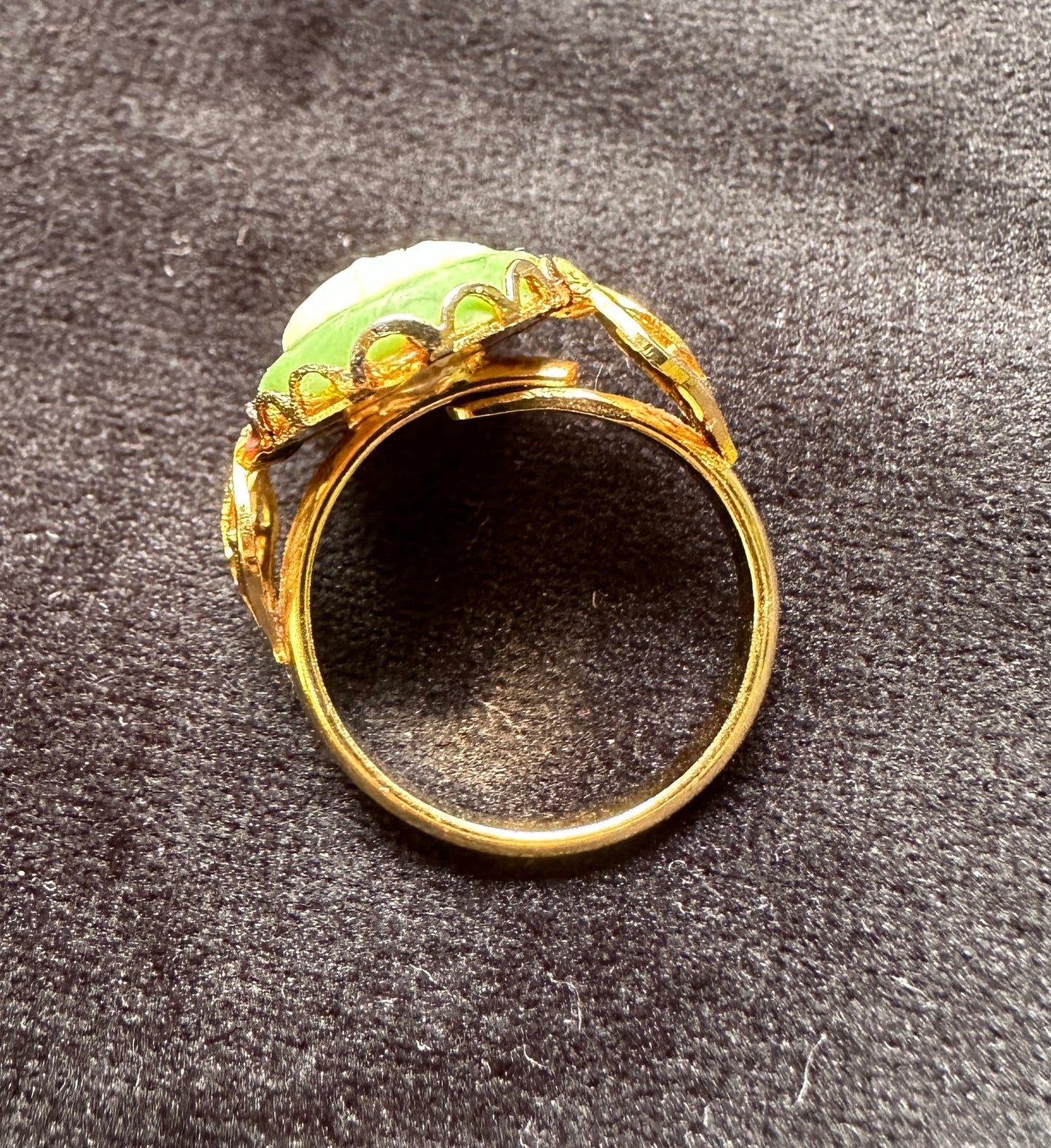 Gold & Green Cameo Ring SZ 3-11