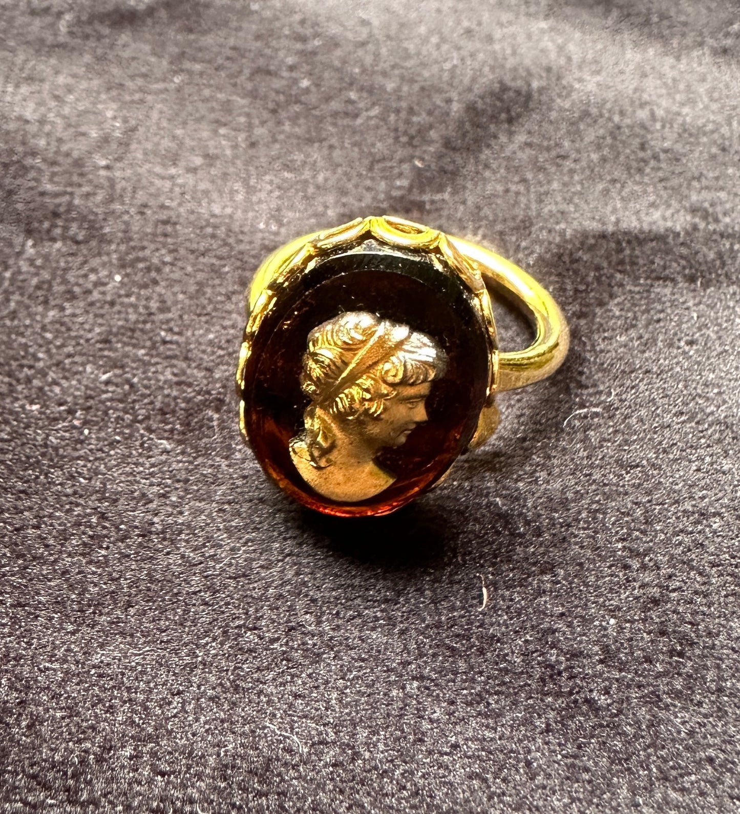Amber & Gold Cameo Ring SZ 3-11