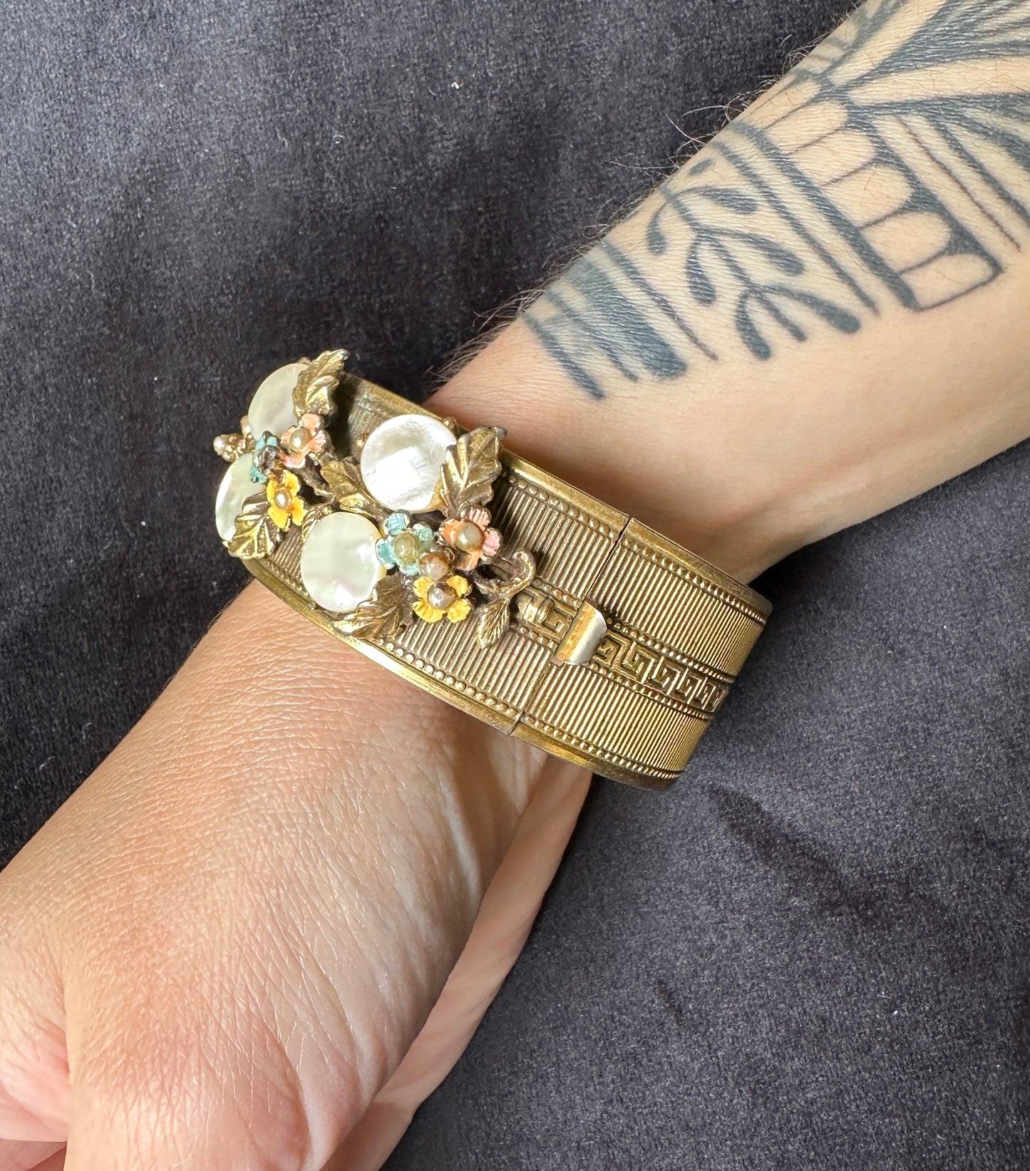 Vintage 1930's - 1960's Faux Pearl Brass Bracelet
