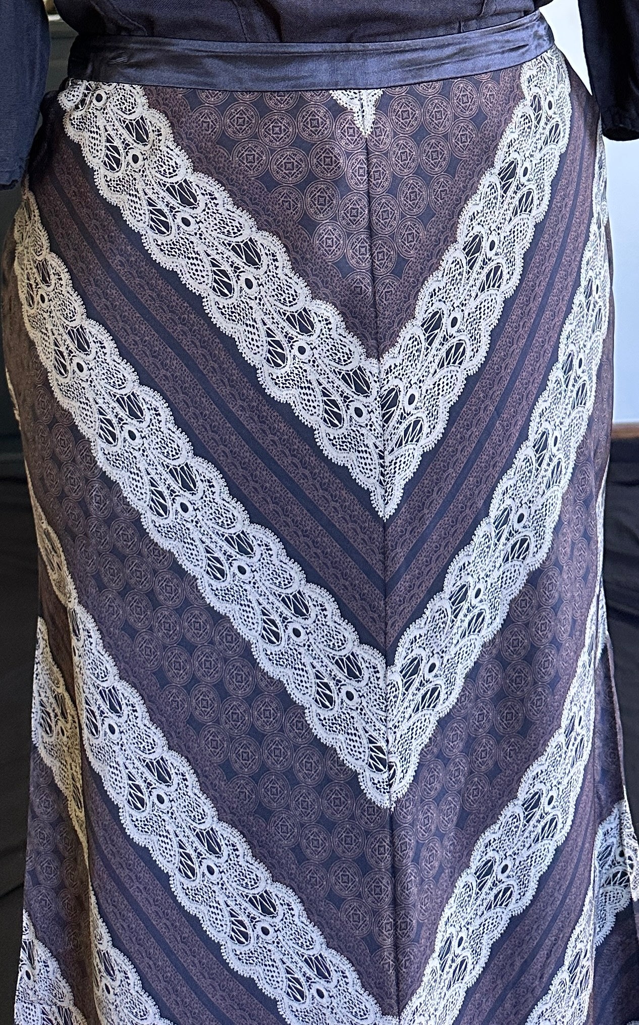 Silk Chevron Print Skirt SZ 14