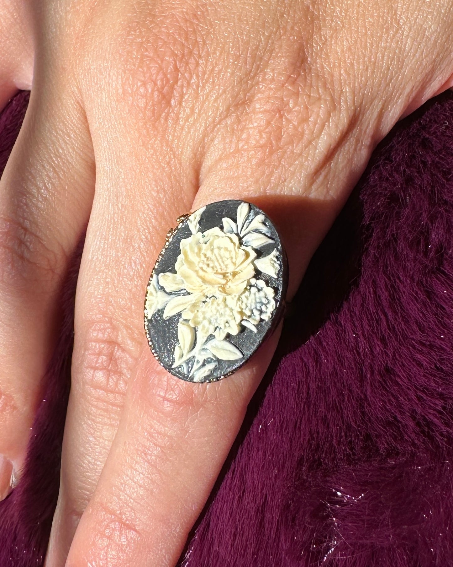 Black And Gold Floral Ring
