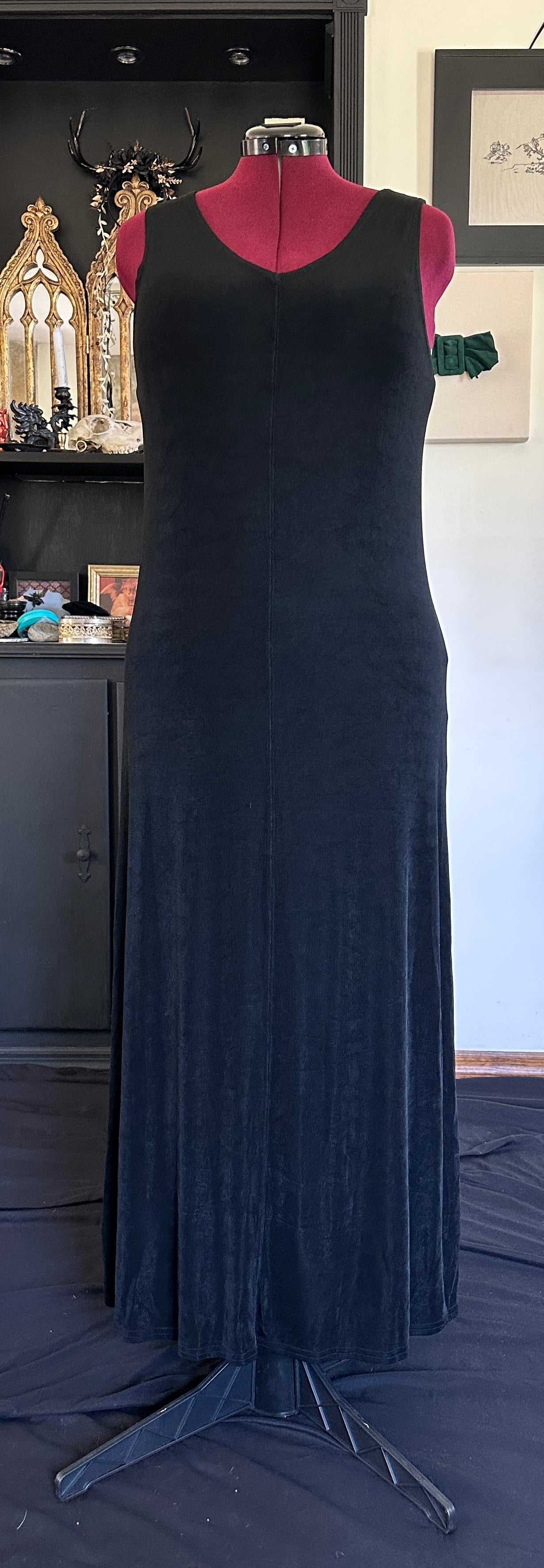 Modern Goth Ribbed Maxi Dress M-L