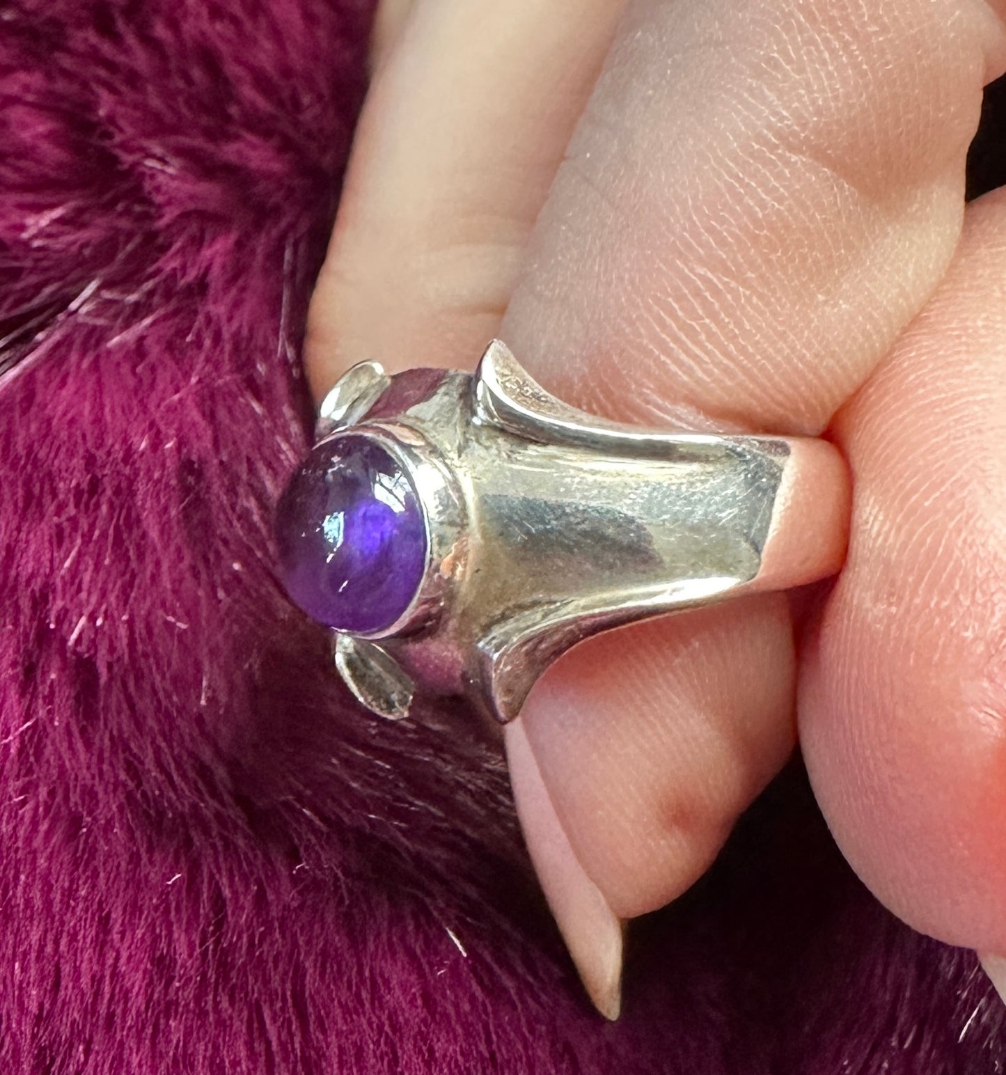 Silver & Amethyst Ring SZ 6.5