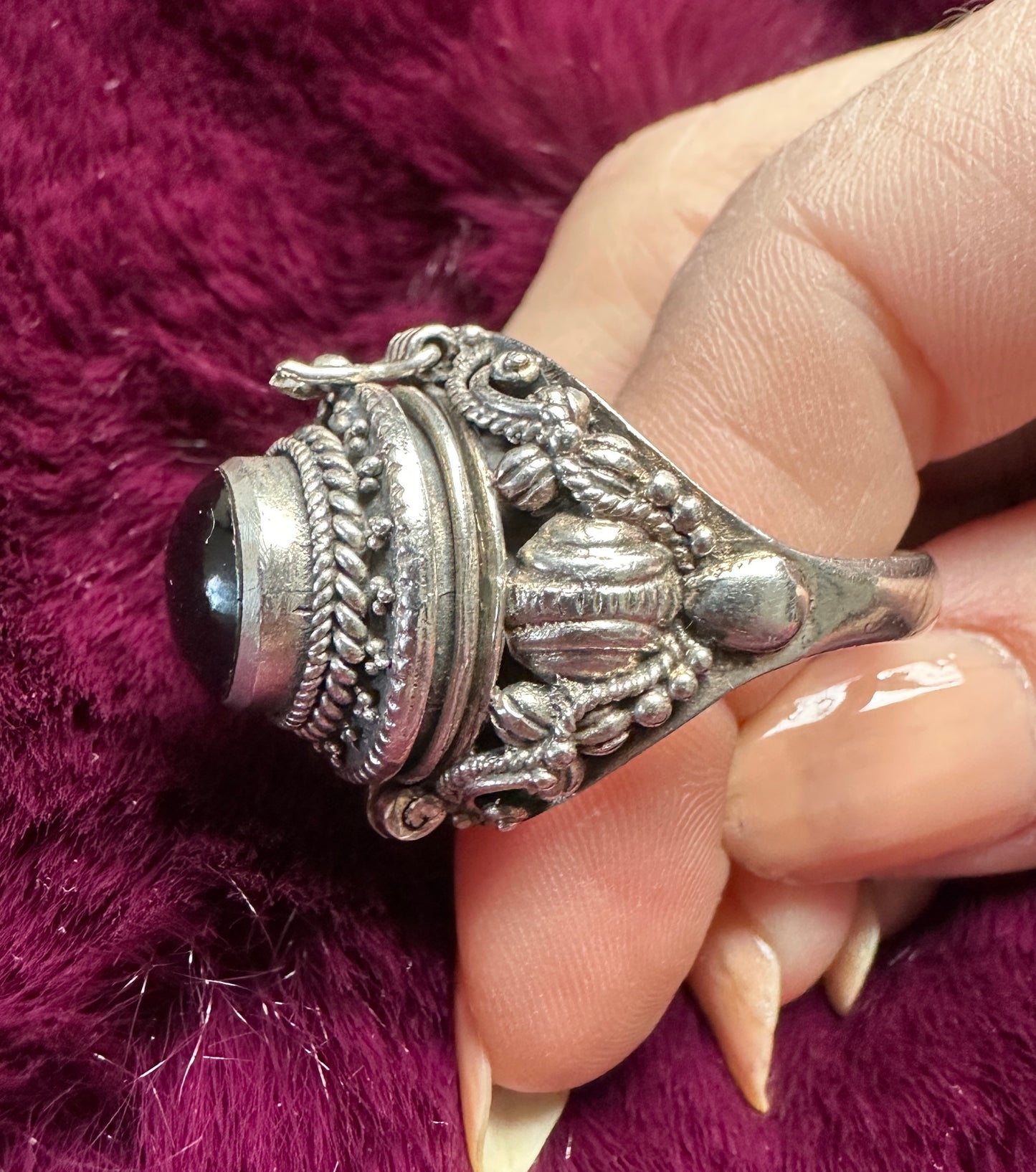Silver & Onyx Poison/Snuff Ring SZ 10