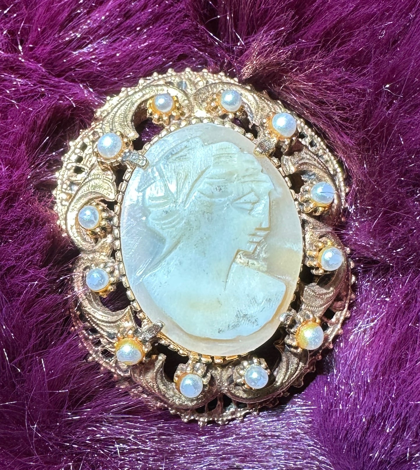 1950s Cameo Pendant/Brooch
