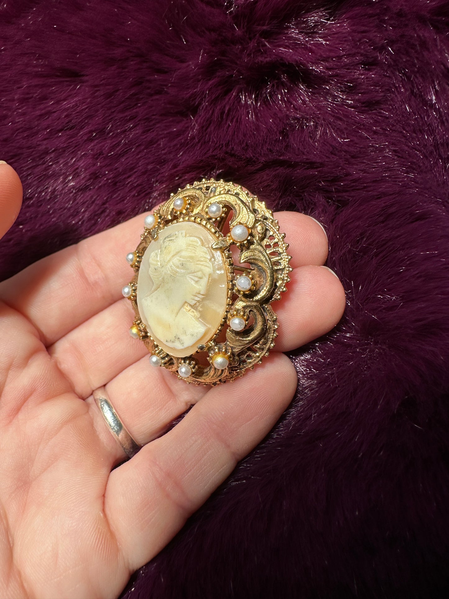1950s Cameo Pendant/Brooch
