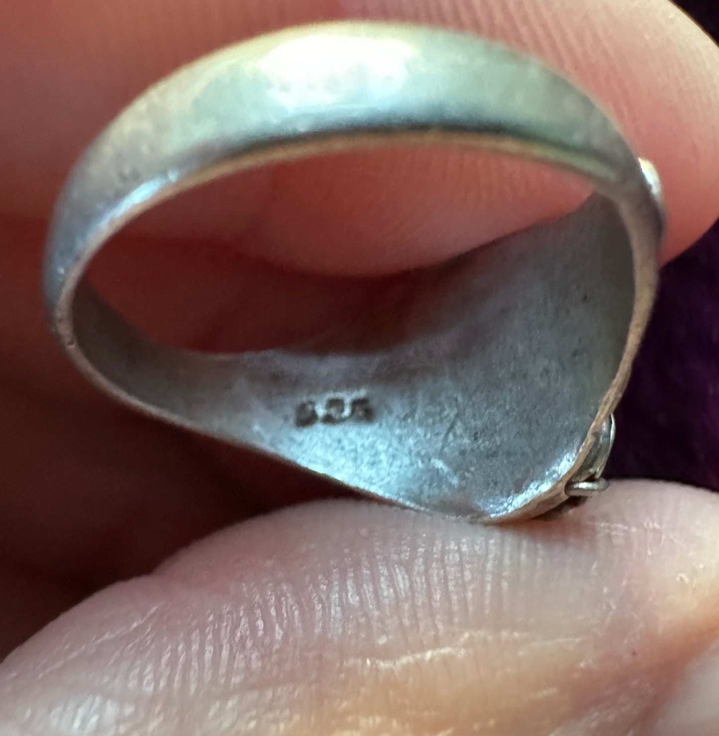 Silver & Garnet Poison/Snuff Ring SZ 5