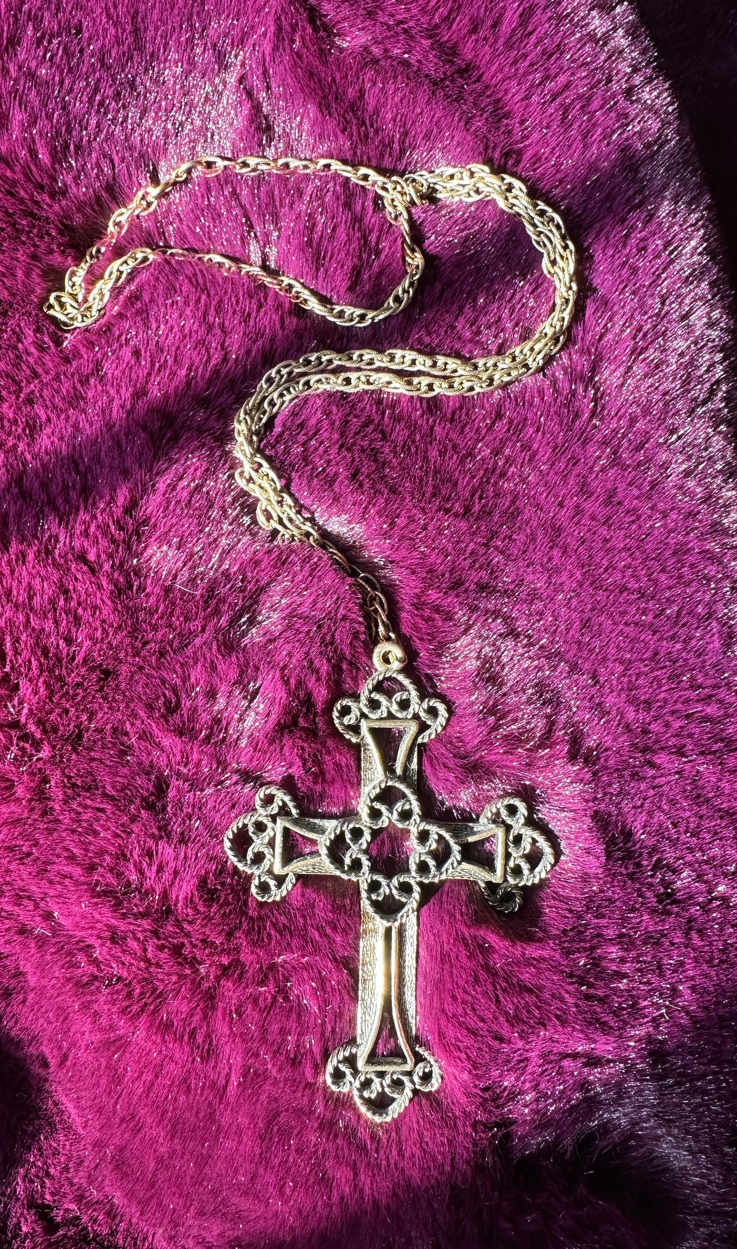 Vintage Sarah Coventry Cross Necklace