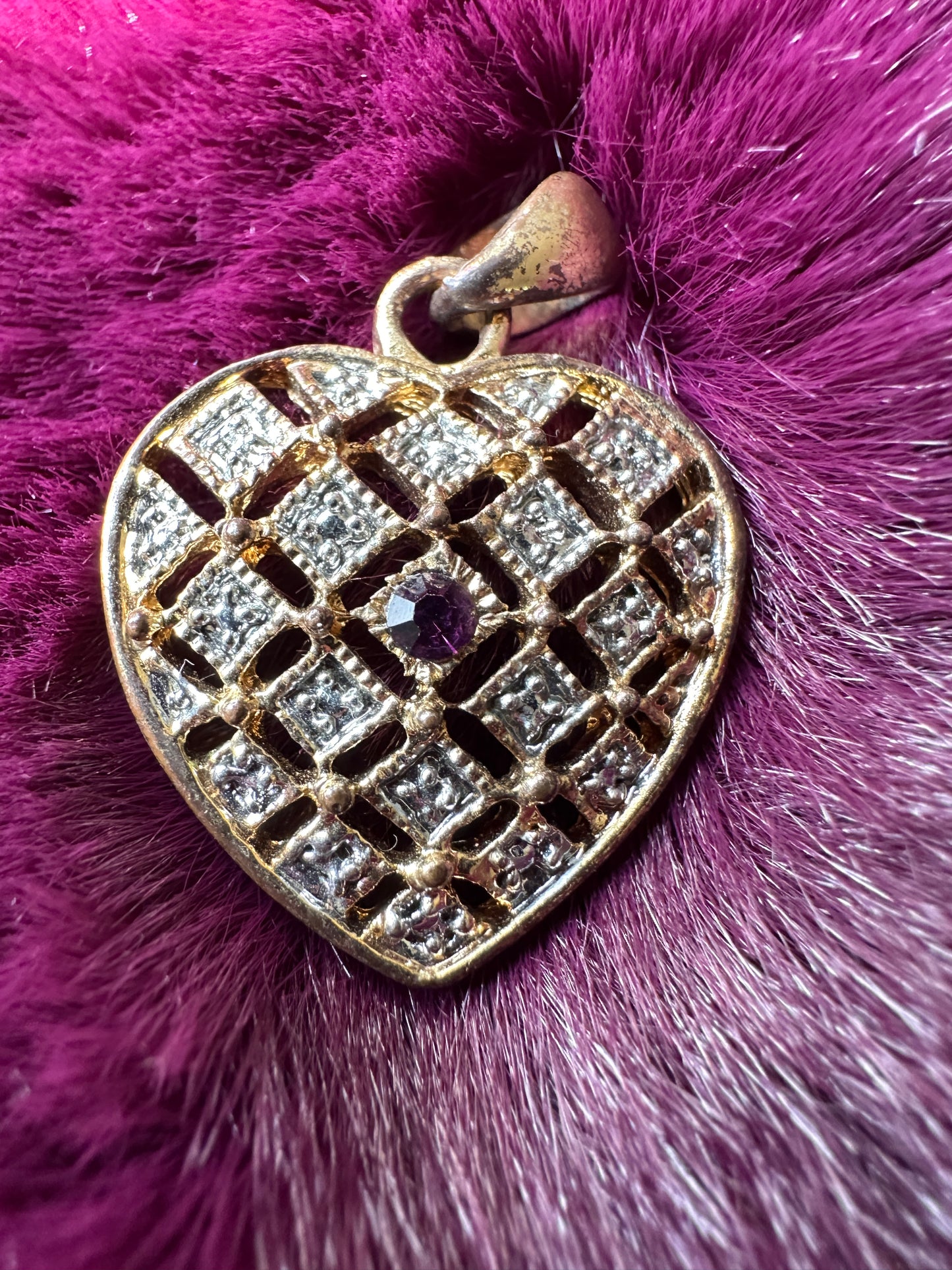 90s Heart Pendant