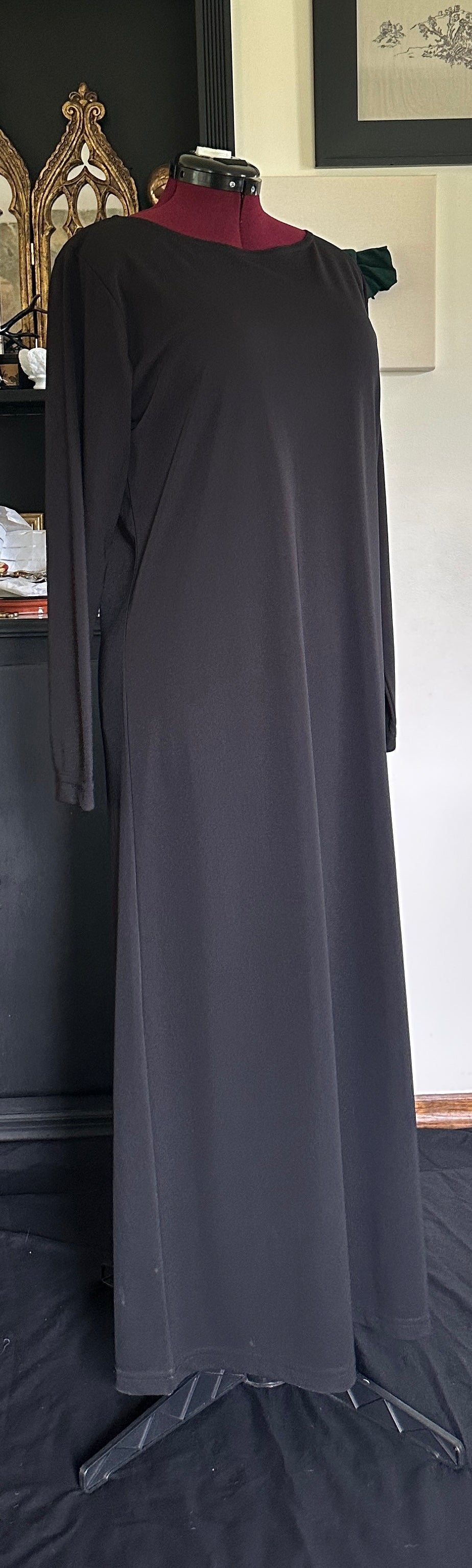 Minimalist Goth Dress L