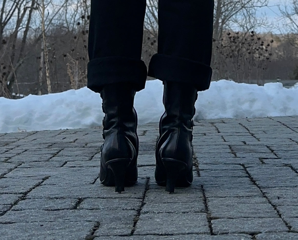 Vintage Pointed Toe Boots SZ 6.5 -7
