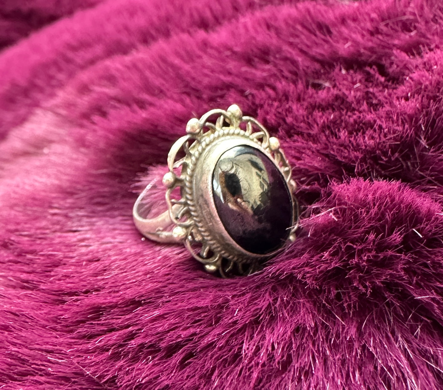Silver & Hematite Scroll Ring SZ 6.5