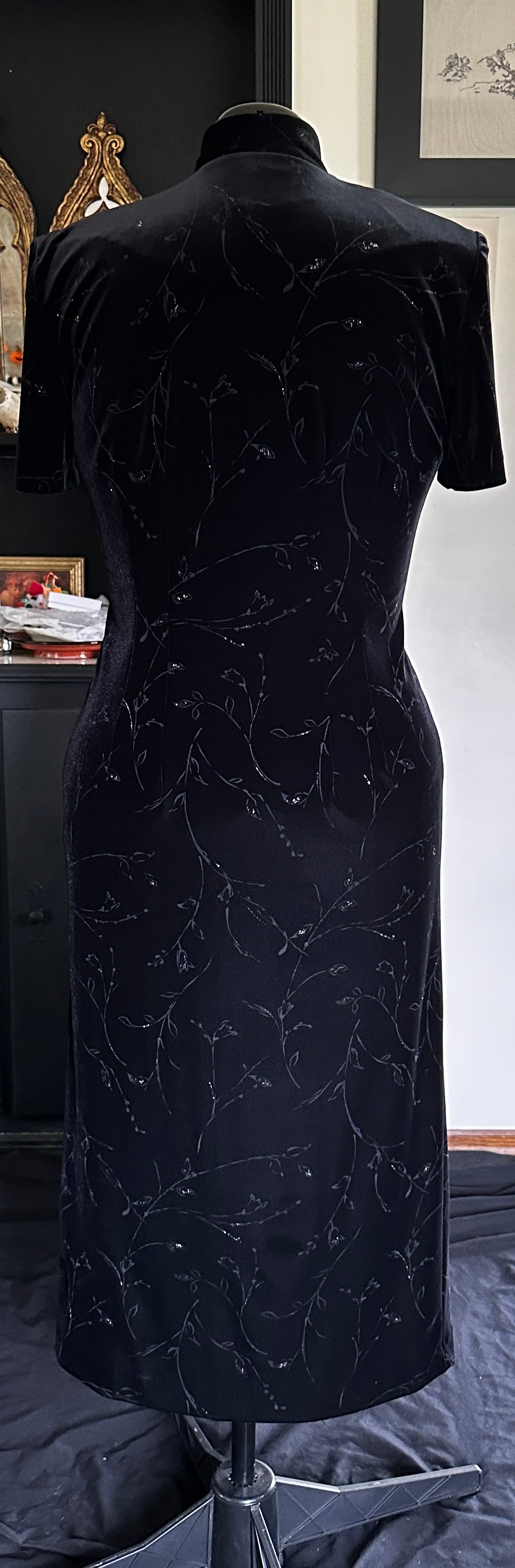90s Romantic Goth Velvet Dress M/L